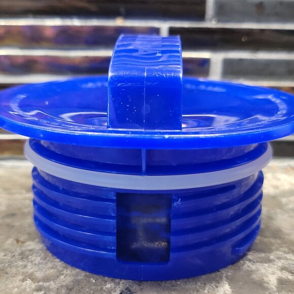 TEAVANA ICED TEA FLAVORED WATER PITCHER 66 OZ. VINTAGE ROYAL BLUE MADE IN USA - Picture 6 of 14